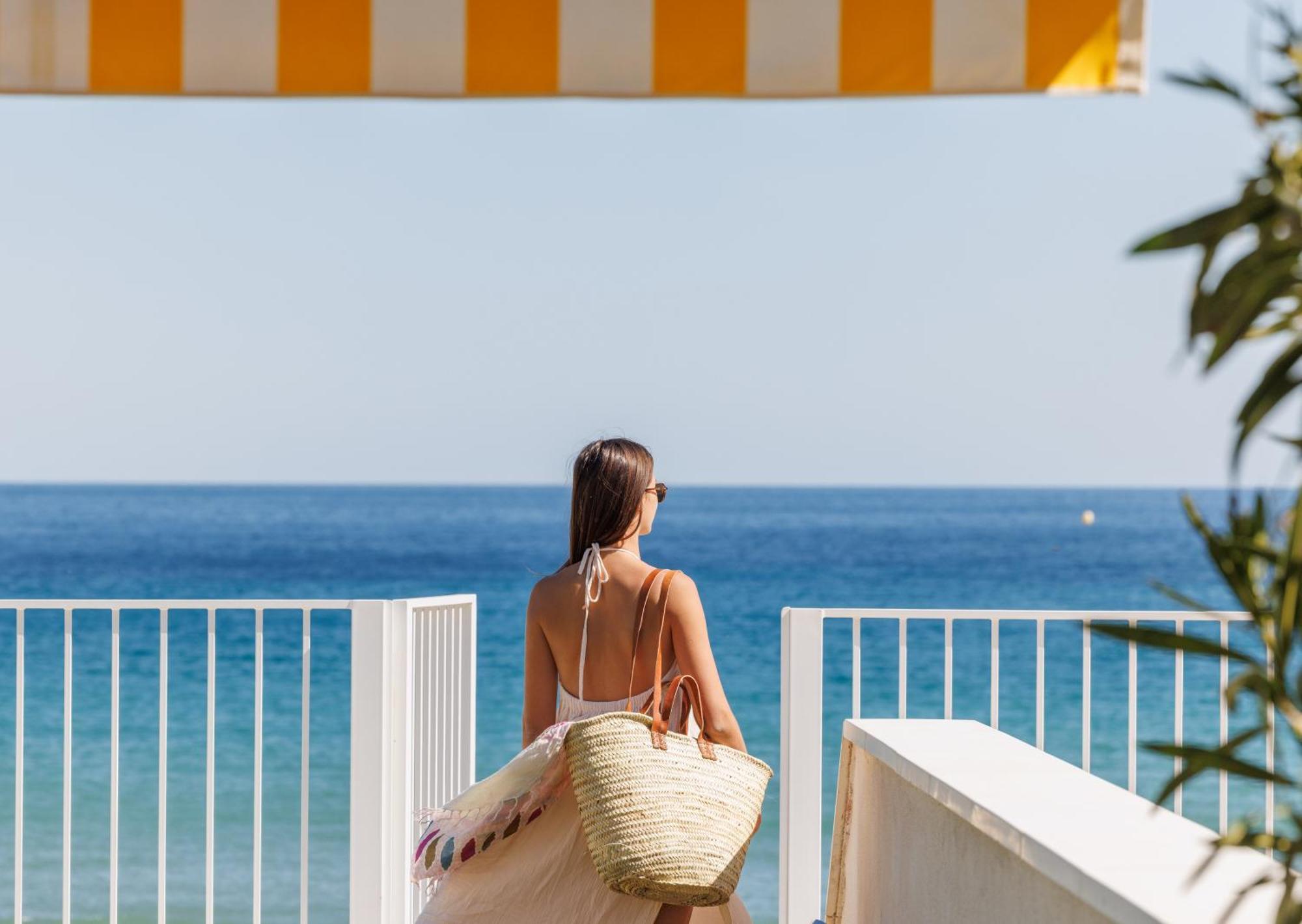 Belle Vue Hotel Cavalaire-sur-Mer Exterior photo